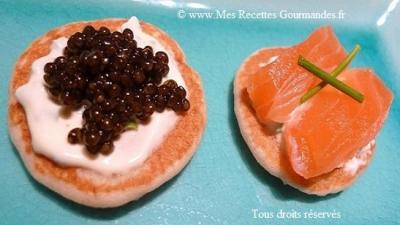 blinis-au-saumon-fume-et caviar